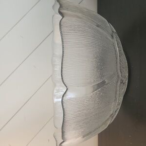 Very Large Arcoroc Fleur / Flower Textured Glass Serving Bowl